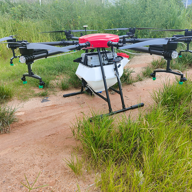 การฉีดพ่นทางการเกษตรของ UAV